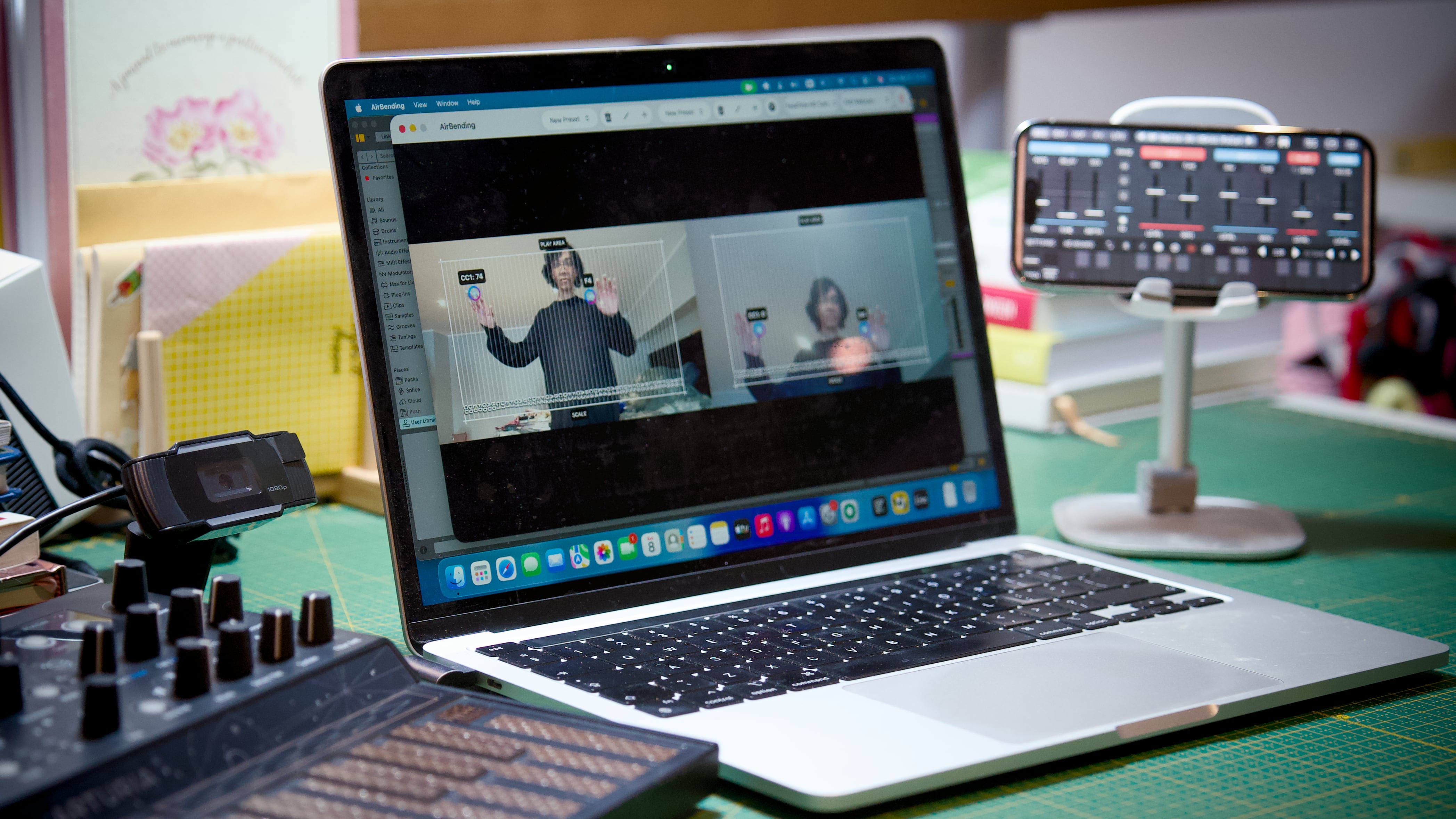 AirBending - Control MIDI software with hand gestures